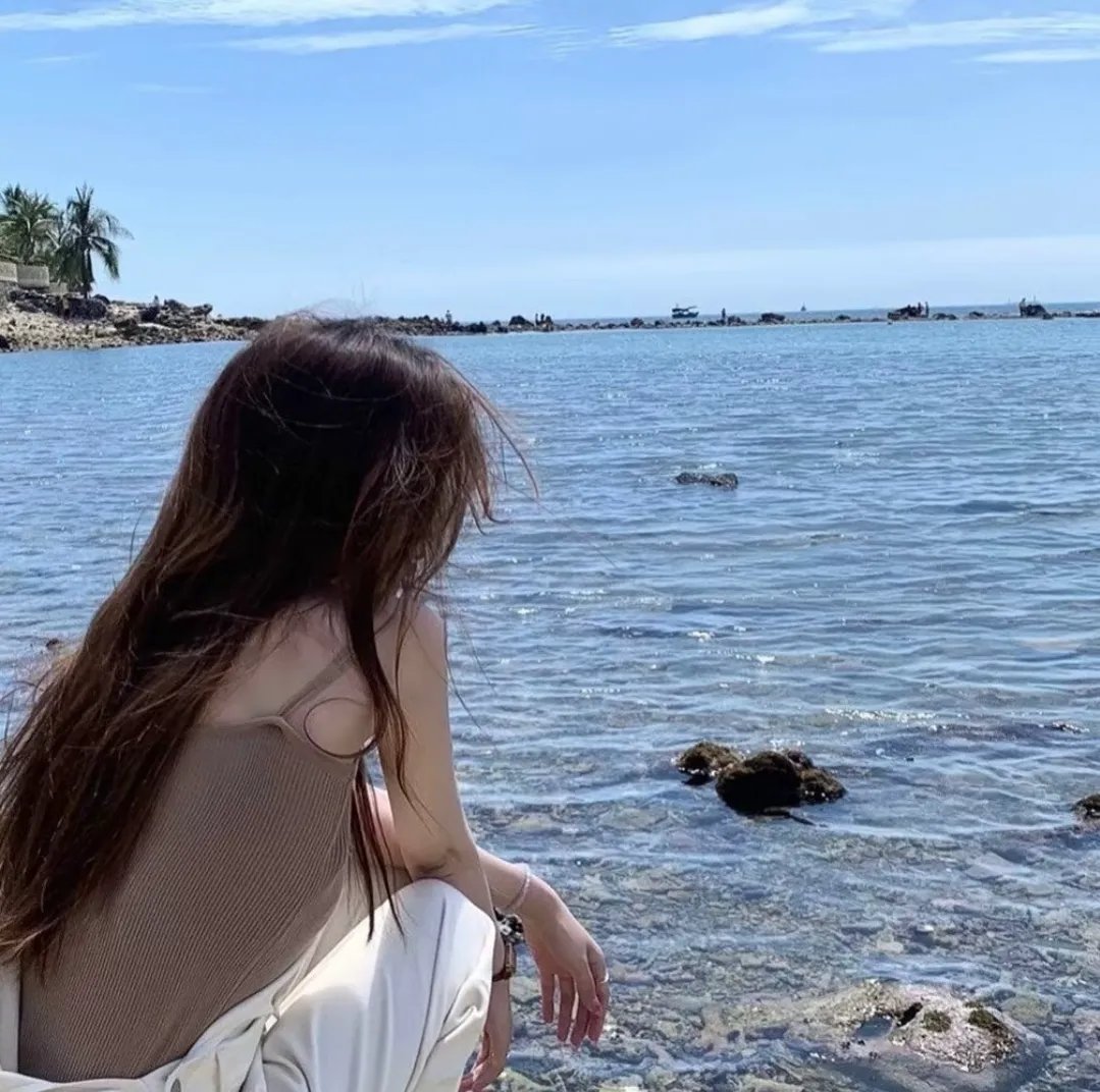 她和她的猫 海报